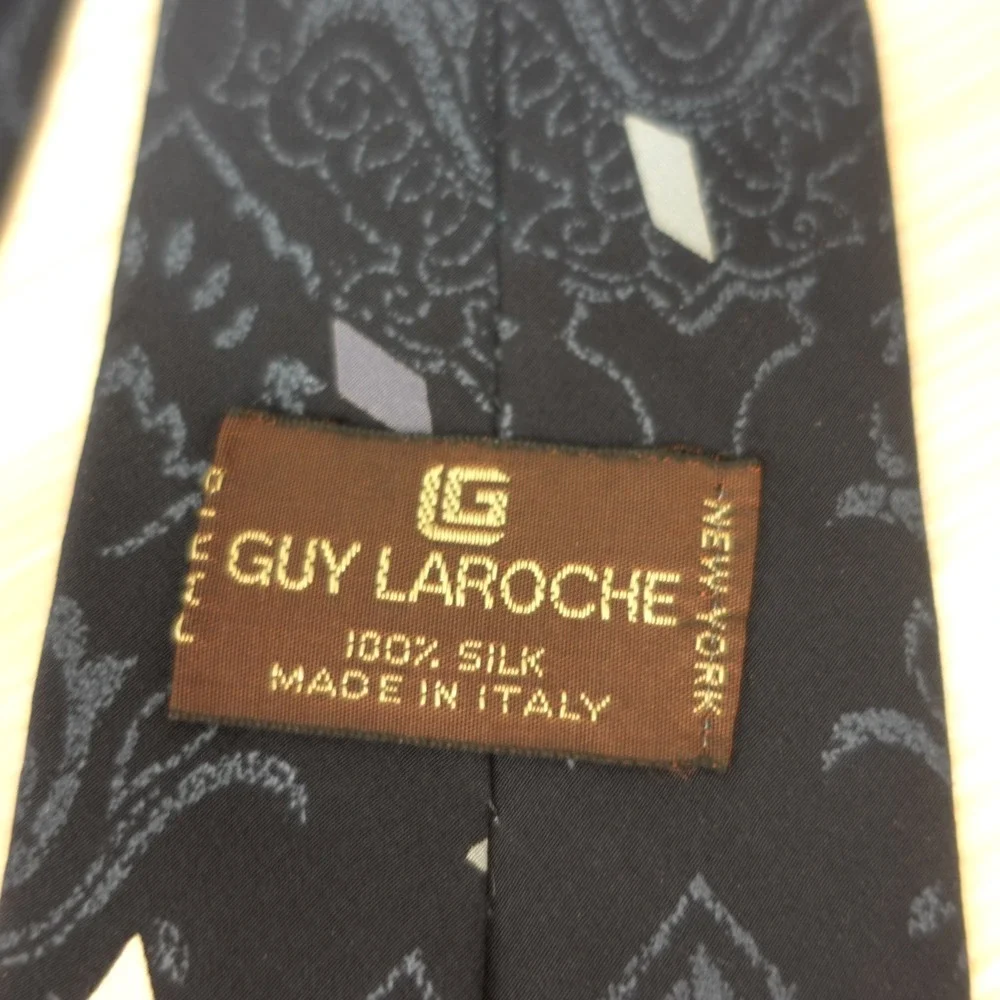 Vintage GUY LAROCHE Tie Mens Black Dark Boho Paisley Damask Italian Luxury
